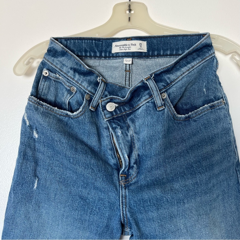 Ultra High Rise 90’s Jean